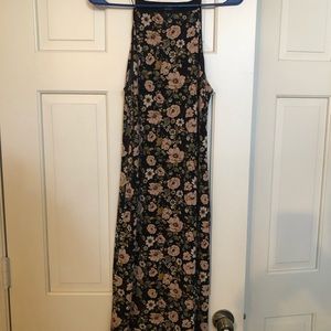 3/4 length fitted dress